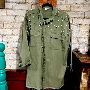Embellished army jacket Mediums like an XL